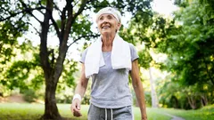 Toto je nejspolehlivější a nejjednodušší způsob, jak zhubnout v oblasti břicha po šedesátce.